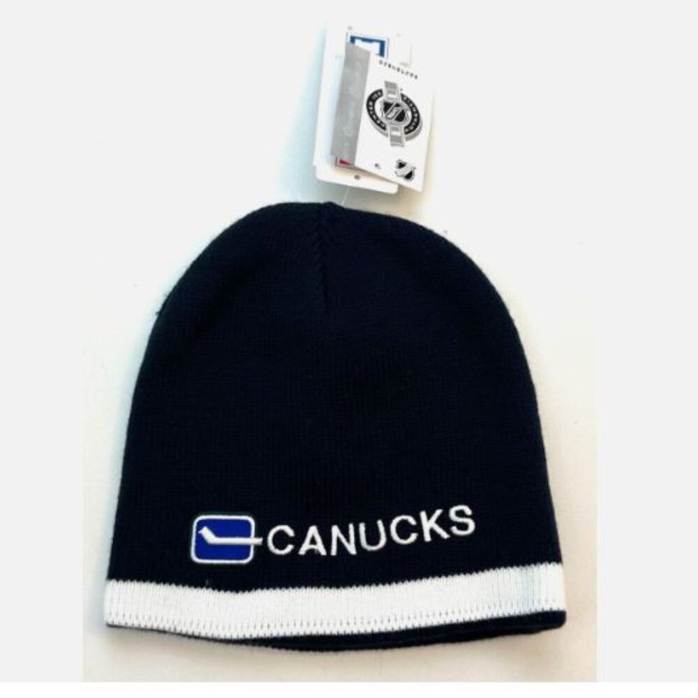 CCM Hockey Vancouver Canucks Reversible Hat Beanie NHL Unisex Navy White New
